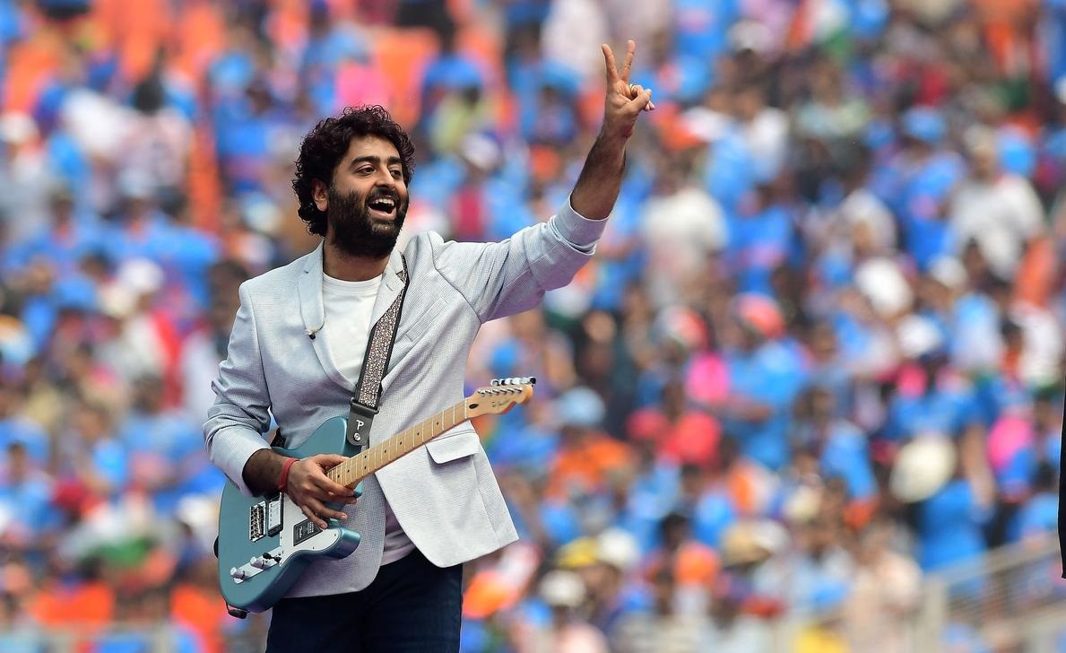 কনসার্টের জন্য যে পারিশ্রমিক নেন অরিজিৎ