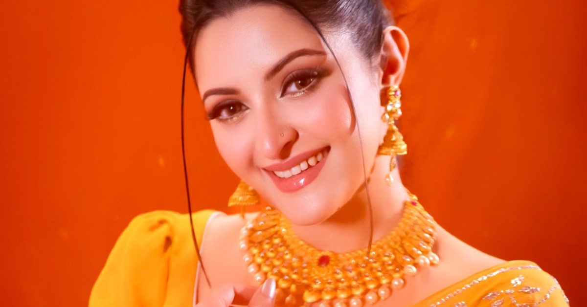 Pori Moni, Pori Moni Facebook post, Bangladeshi actress, emotional post, celebrity news Bangladesh, পরীমণি, মাকে নিয়ে পোস্ট, আবেগঘন স্ট্যাটাস, ঢালিউড অভিনেত্রী, social media viral, entertainment news bangla, Pori Moni emotional status